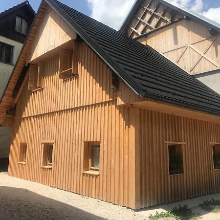 Lake House ボーヒニ エクステリア 写真