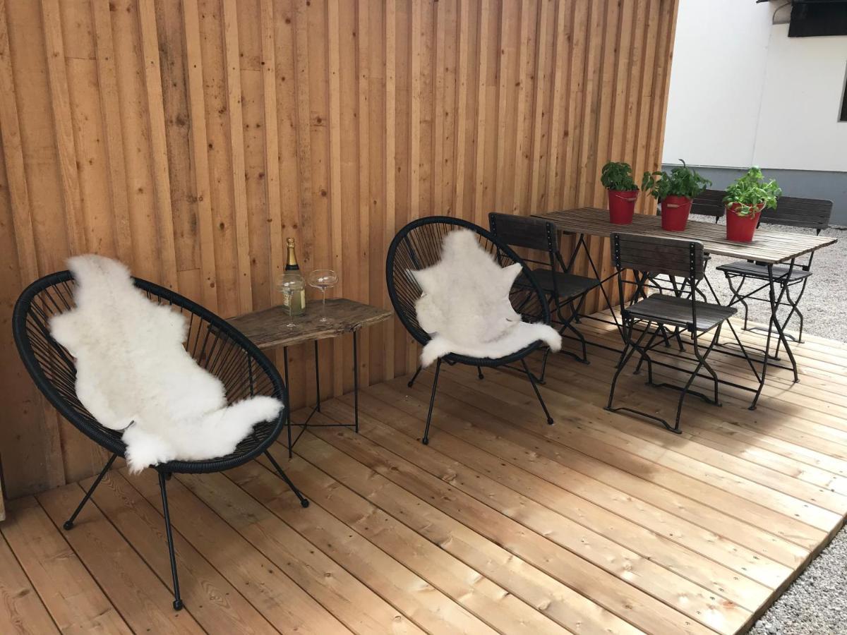 Lake House ボーヒニ エクステリア 写真