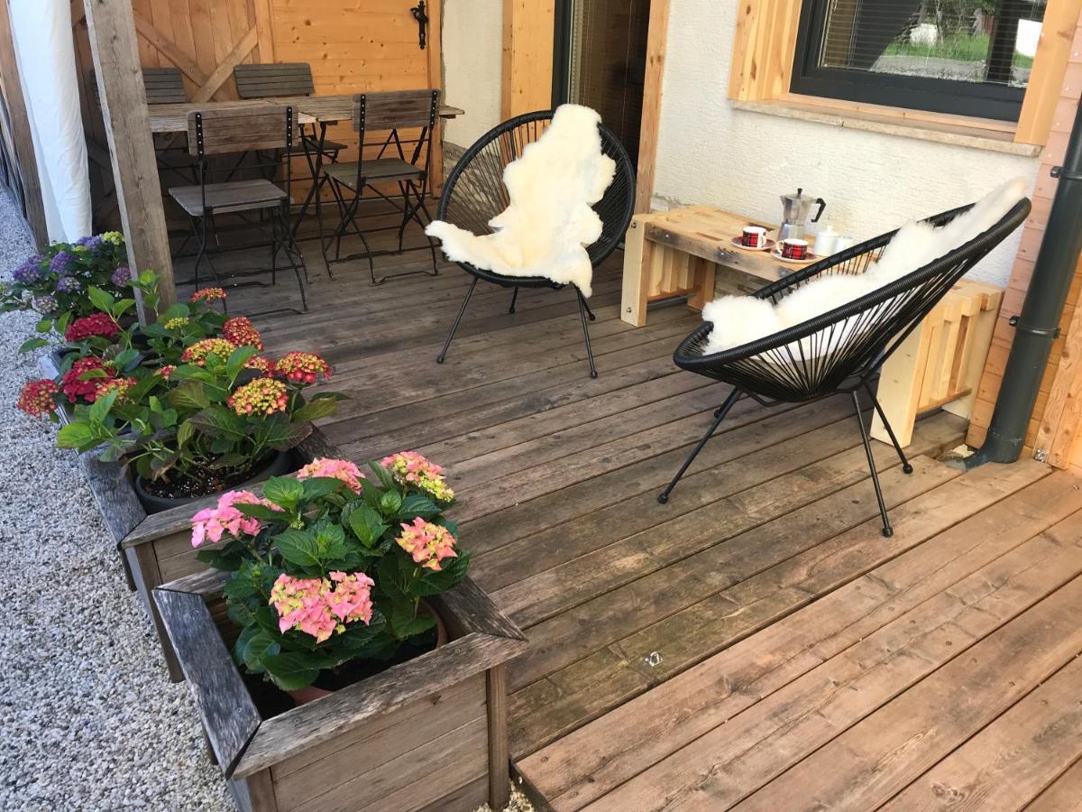 Lake House ボーヒニ エクステリア 写真